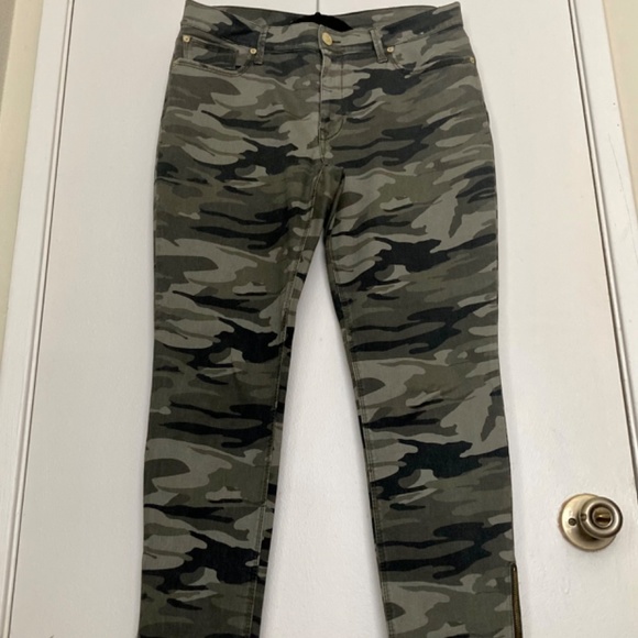 Express (NWOT) Ankle Legging Mid Rise Jeans / Size 10 - Picture 3 of 10